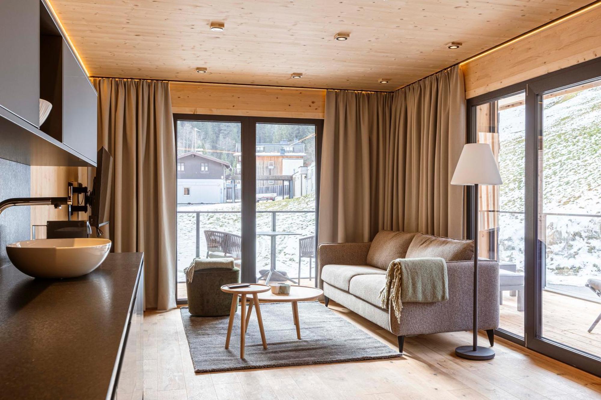 Saalbach Suites By Alps Resorts Exterior photo